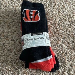 Men's Bengals team socks 2 pair NWT